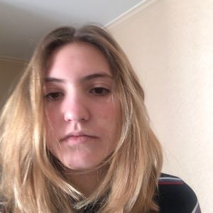 Meet your Posher, Isabella